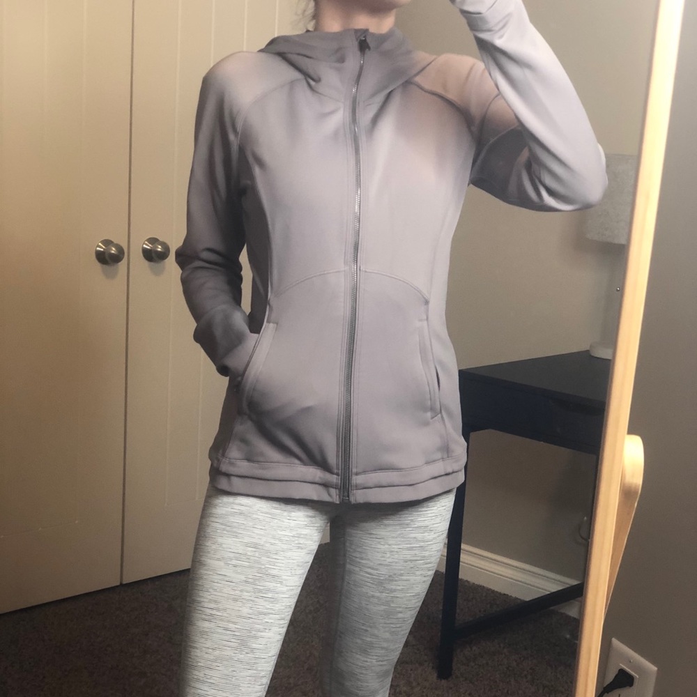 Lululemon 🍋 Jacket - Picture 13 of 13